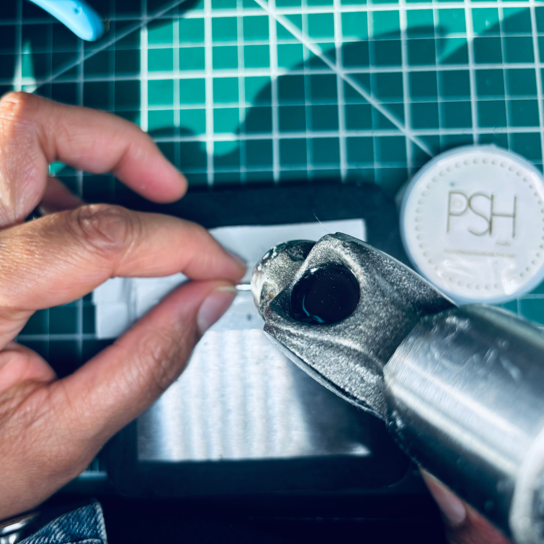 🌸 About Us – The Heart Behind the Jewelry